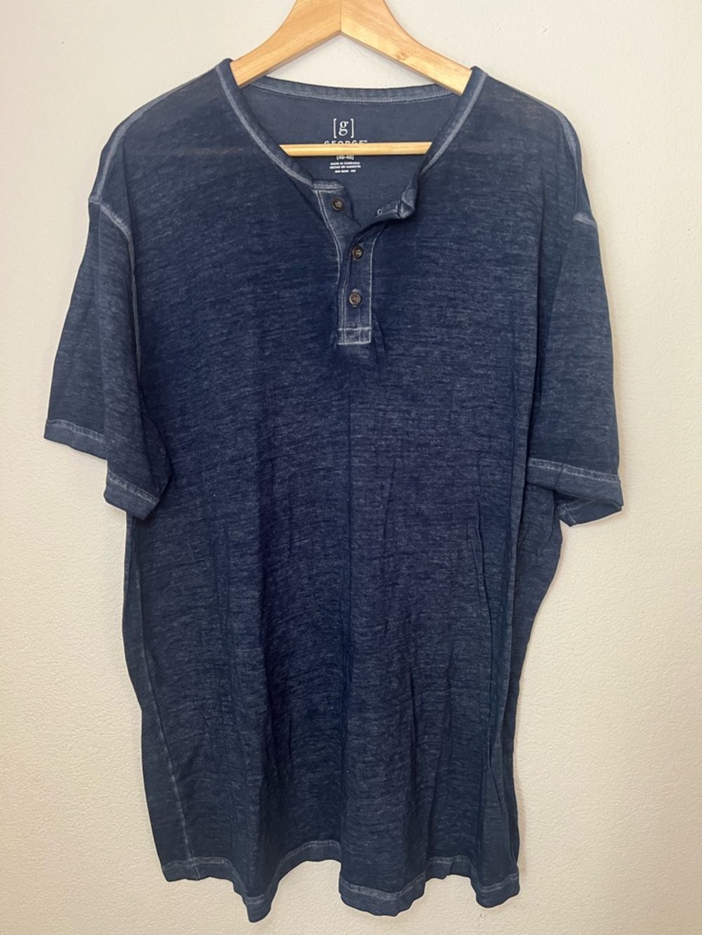Women’s George Henley Short Sleeve Shirt Size XL